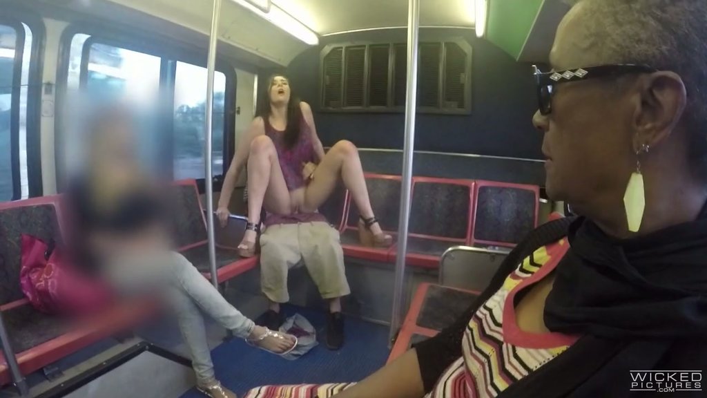 Sex on public bus porn-sex archive