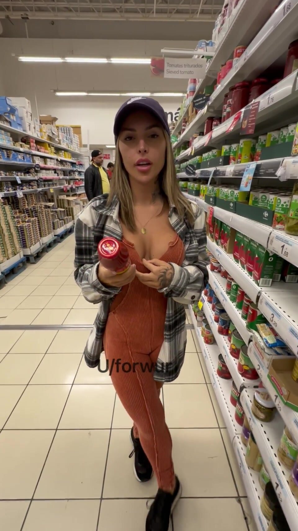 I’m Italian, make a tomato sauce pasta and I’ll suck you off