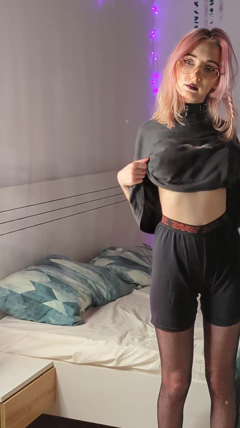 Droping my big boobs