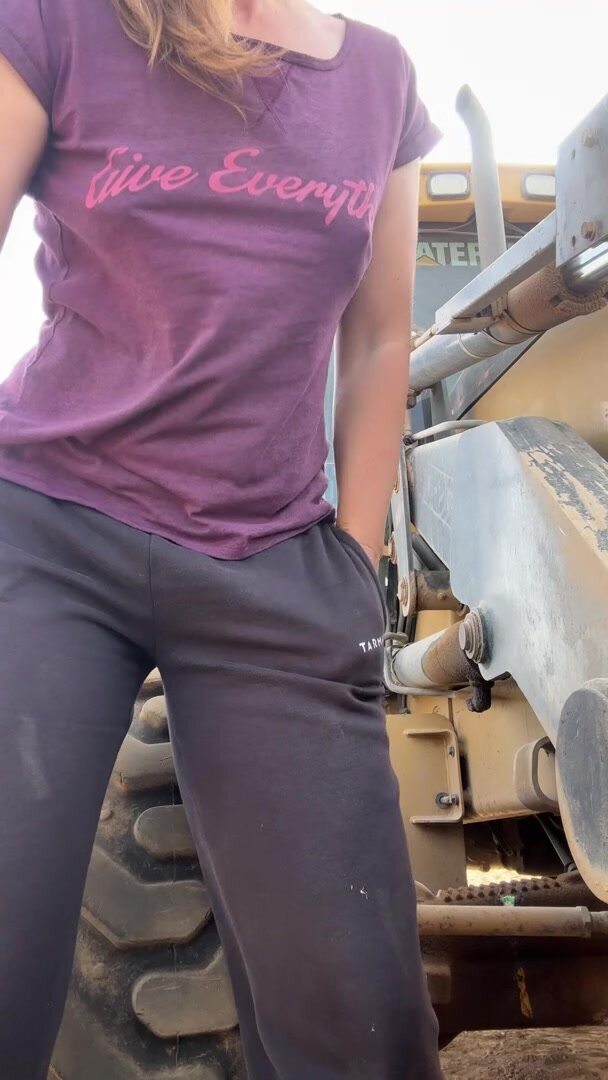 Everybody is waiting for the Friday lunch break