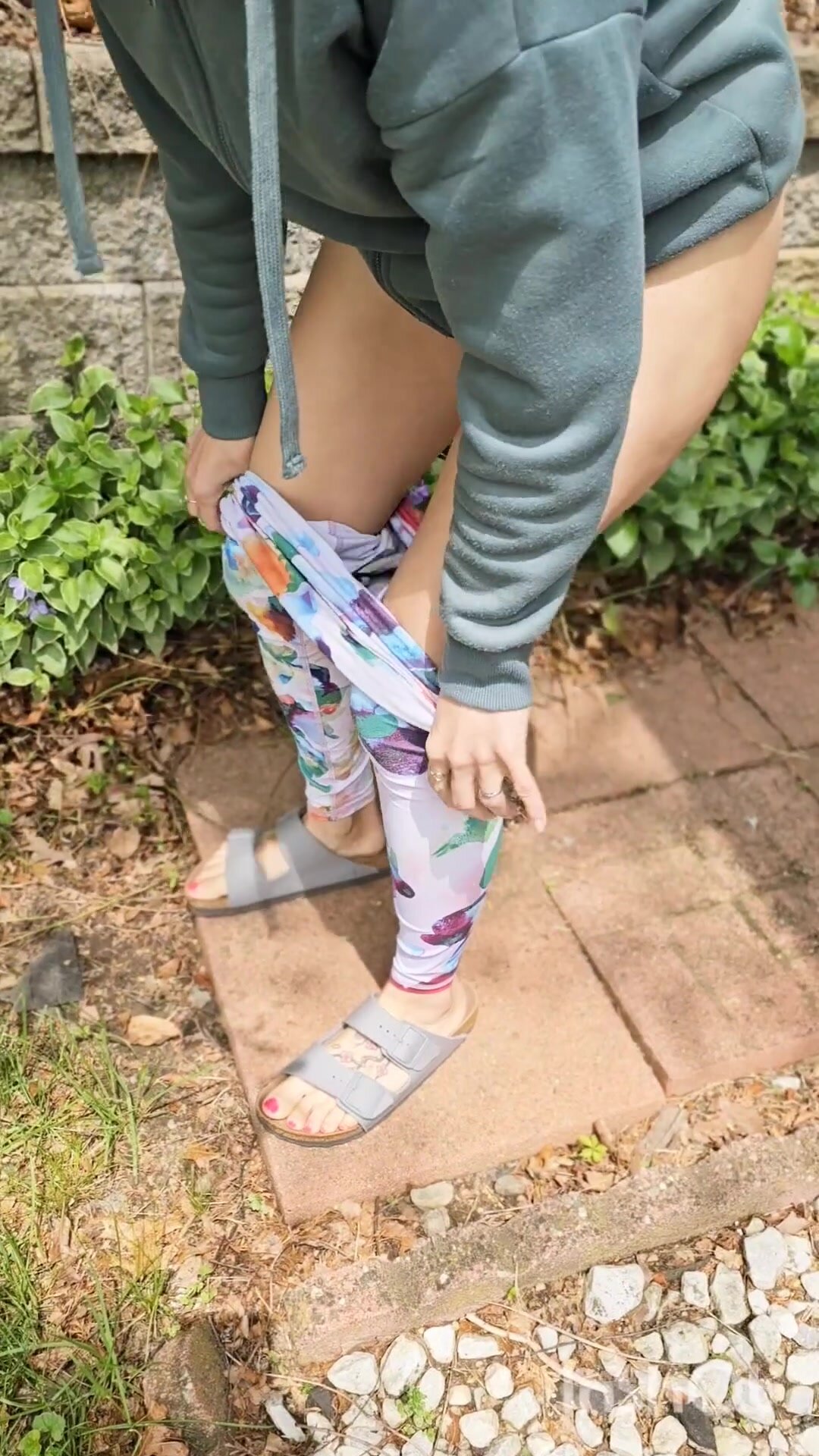 Ohhh yeah, right in front of the house.