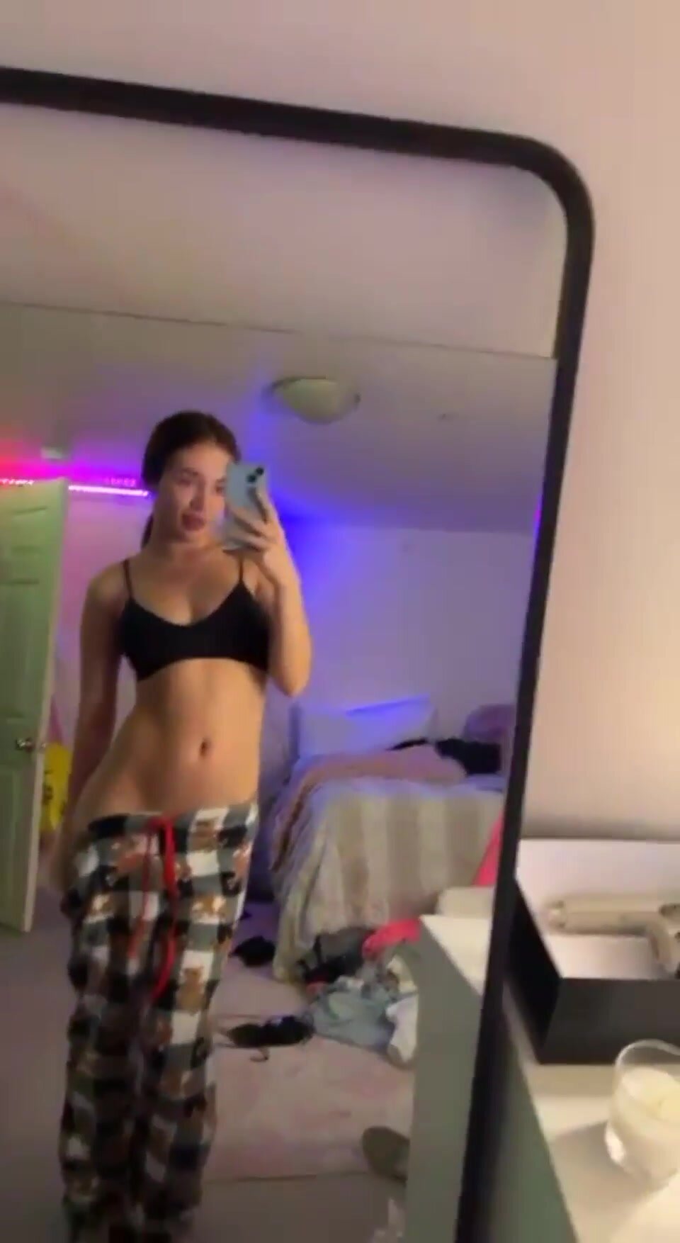 Let me be honest with you, 4 inch is the perfect size for petite girls