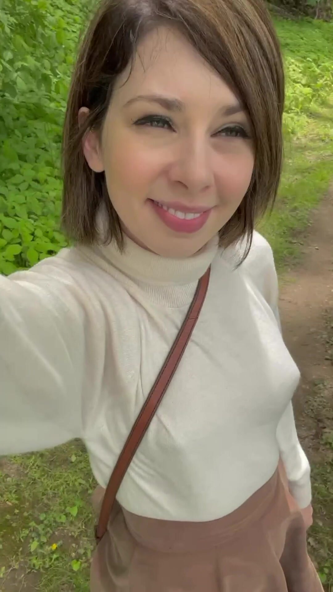 I found a butterfly at the park ;)