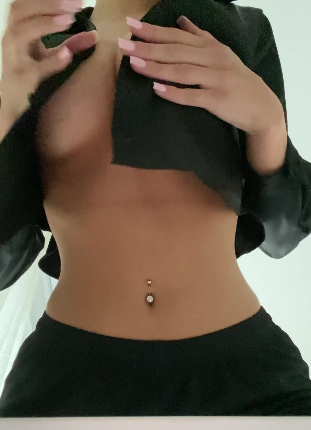 My shirt is too small for me