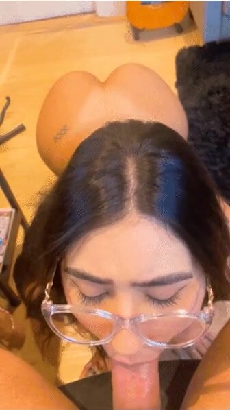 look in the eye to show love