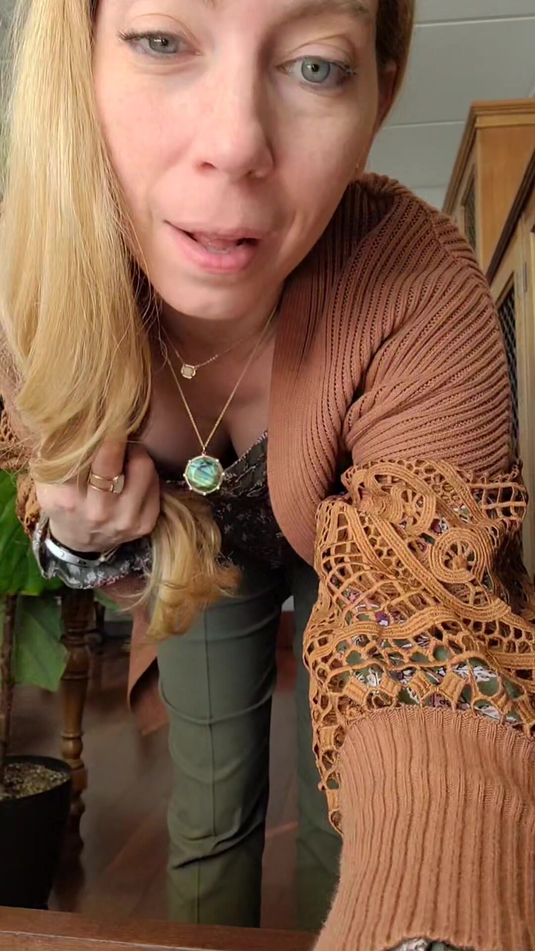 A lil nervous in the boss's office...