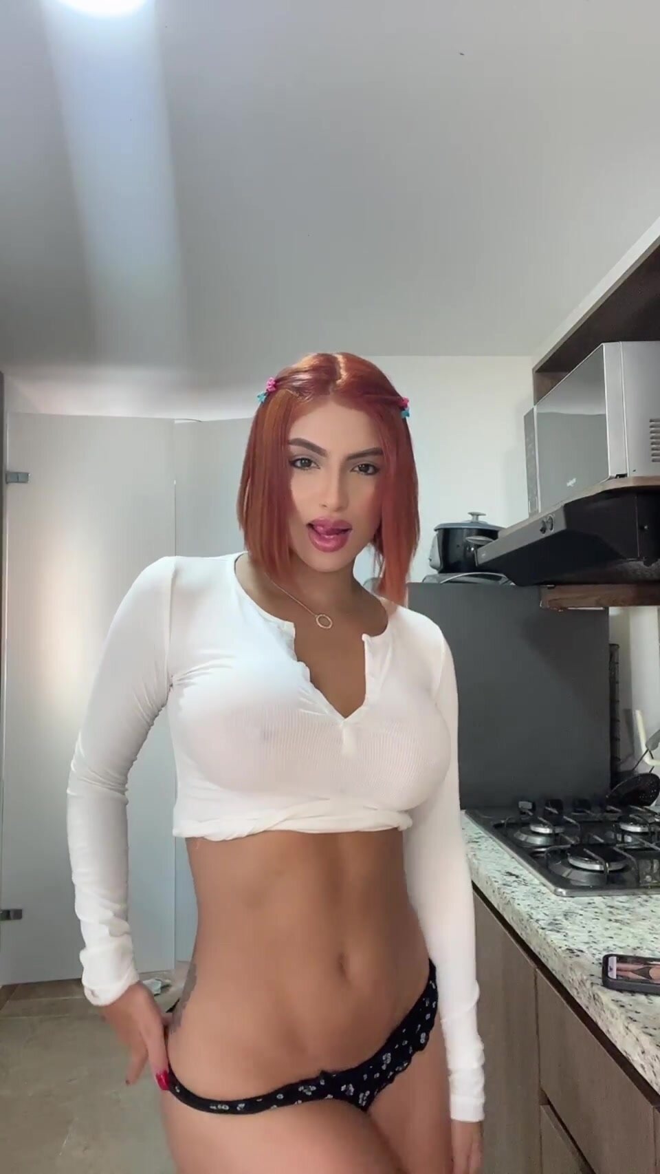 Your'e turning me on, My nipples are getting hard ;)