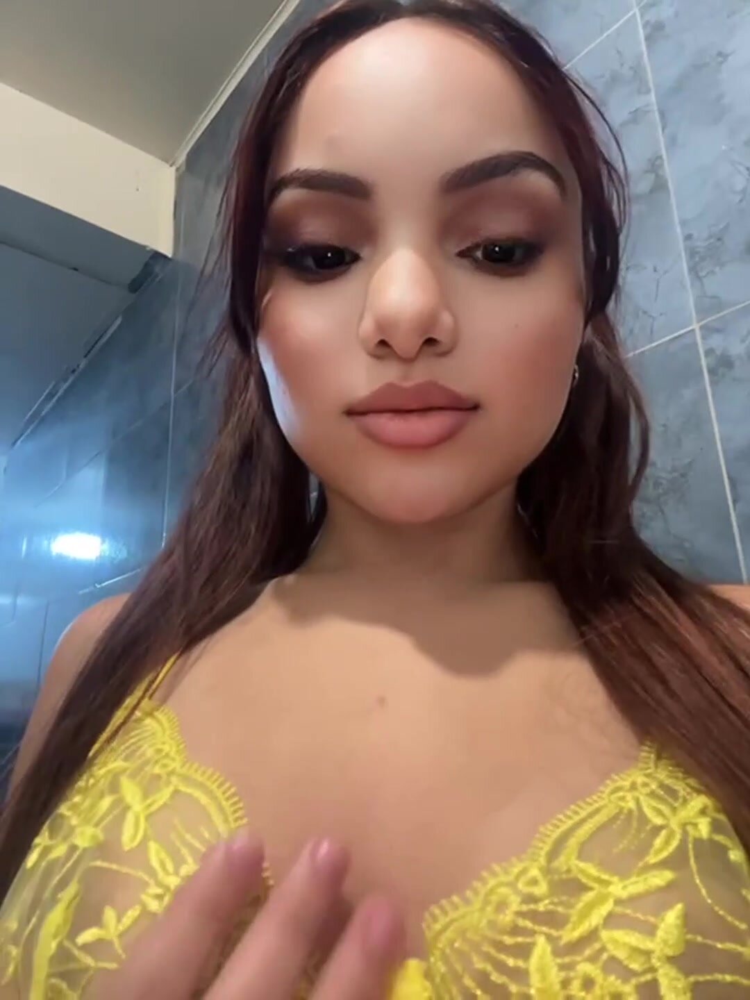 titties look sooo good for slow