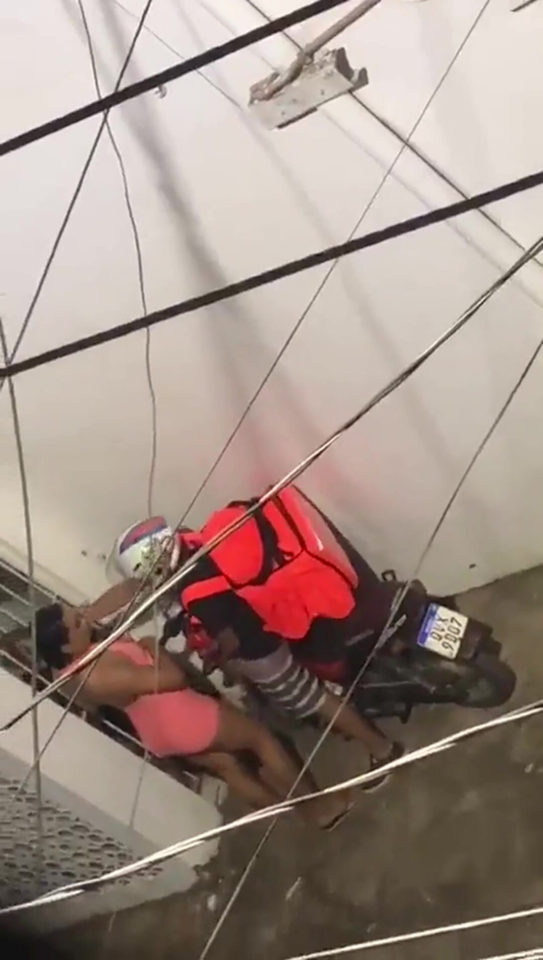 Lady Tips Delivery Driver With a Blowjob