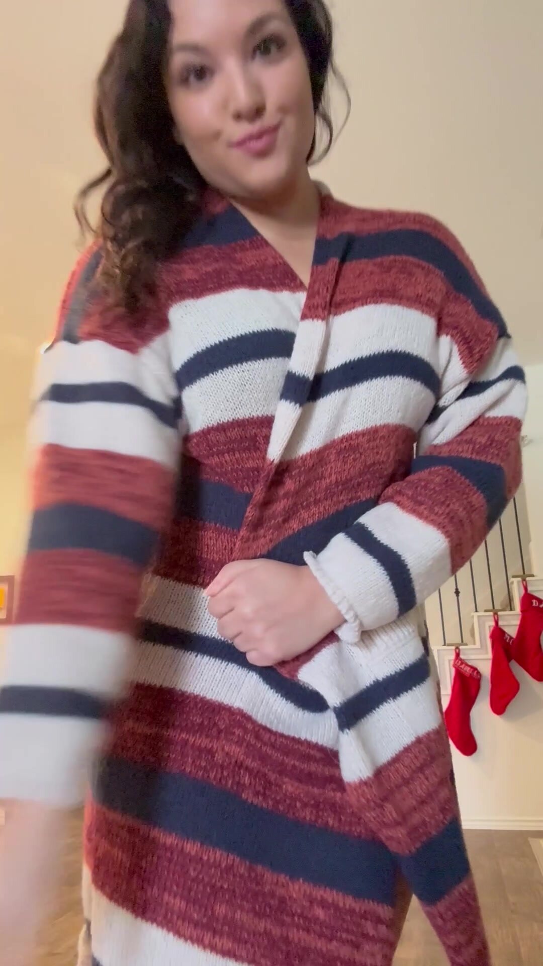 I’m addicted to showing off my milf bod