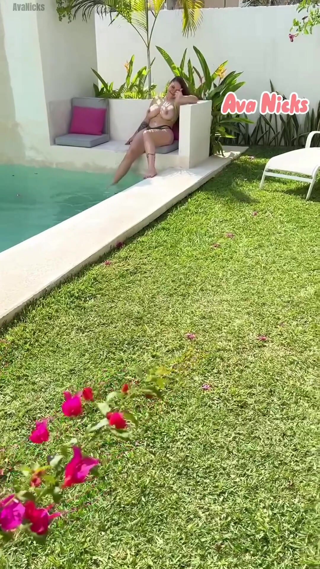 Hubbies at work.. you down to breed the married MILF next door?