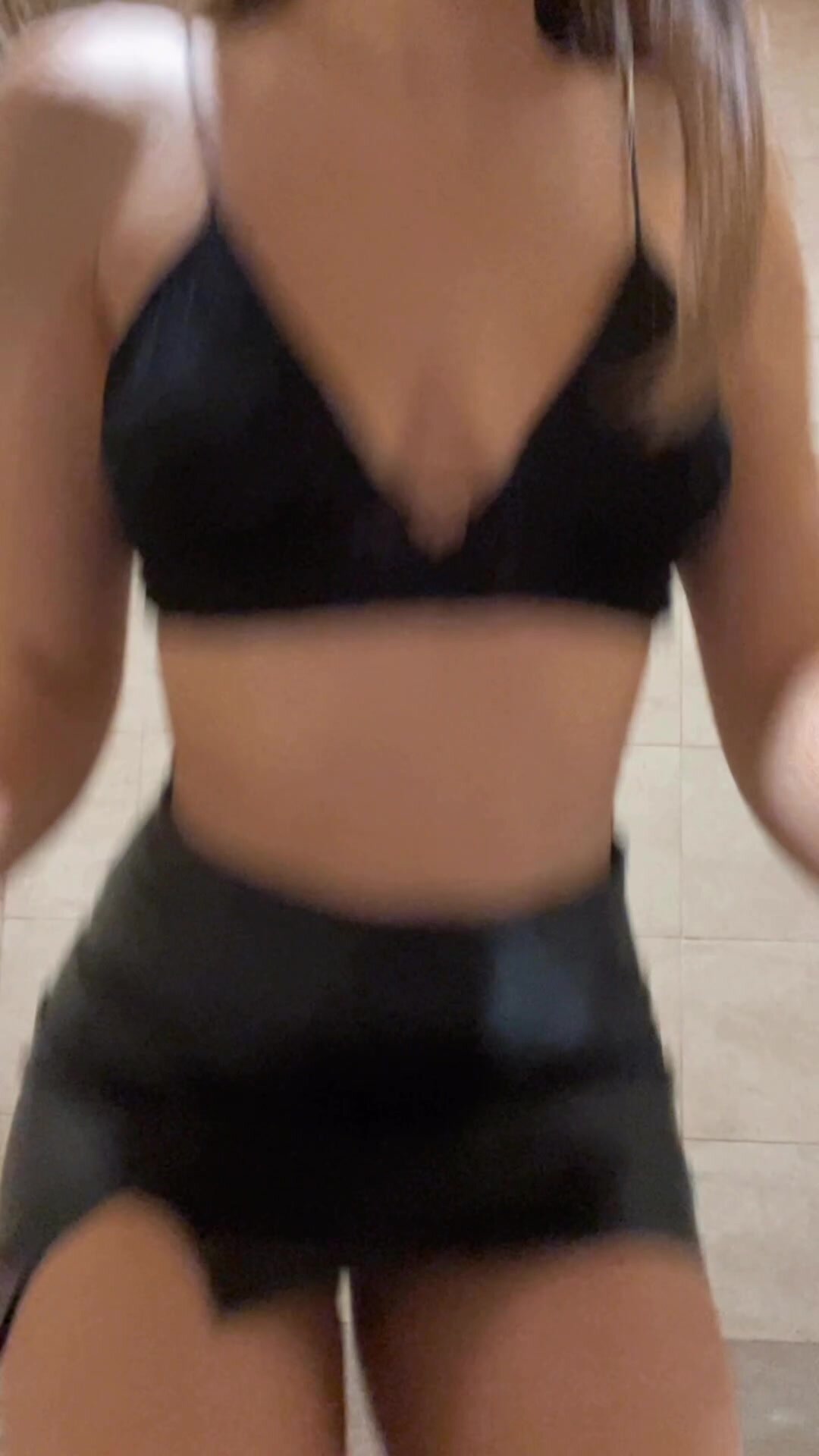 If i go on my knesss and ask nicely, would u let me shower ur cock like this