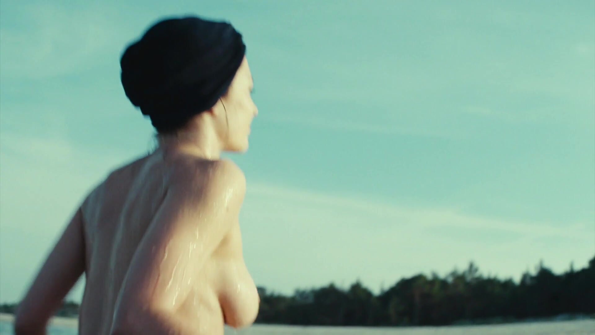 Sonia Mietielica in "Zatoka szpiegów" 2x10 2025