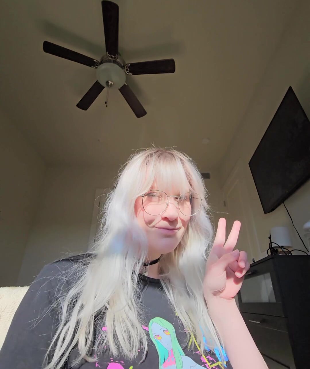 Fuck me if I'm wrong but dinosaurs still exist