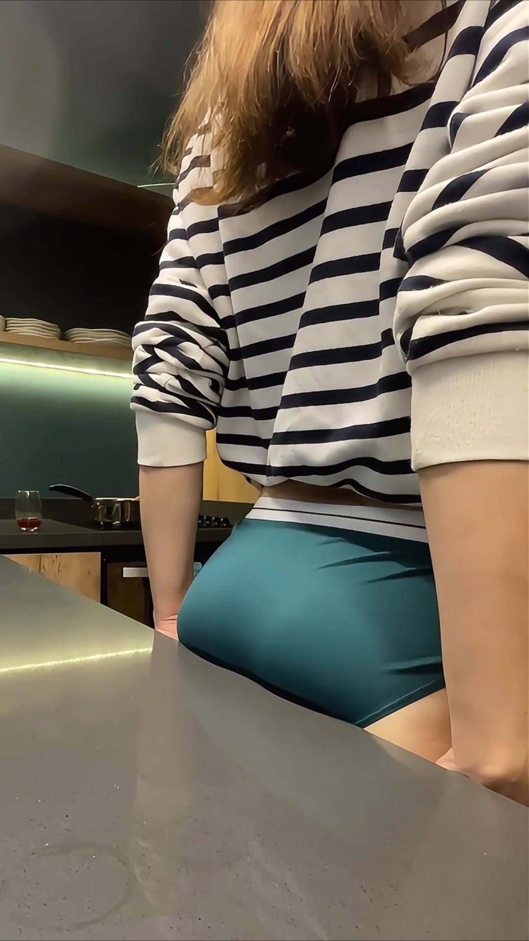 Vanilla cake to go… bring the frosting