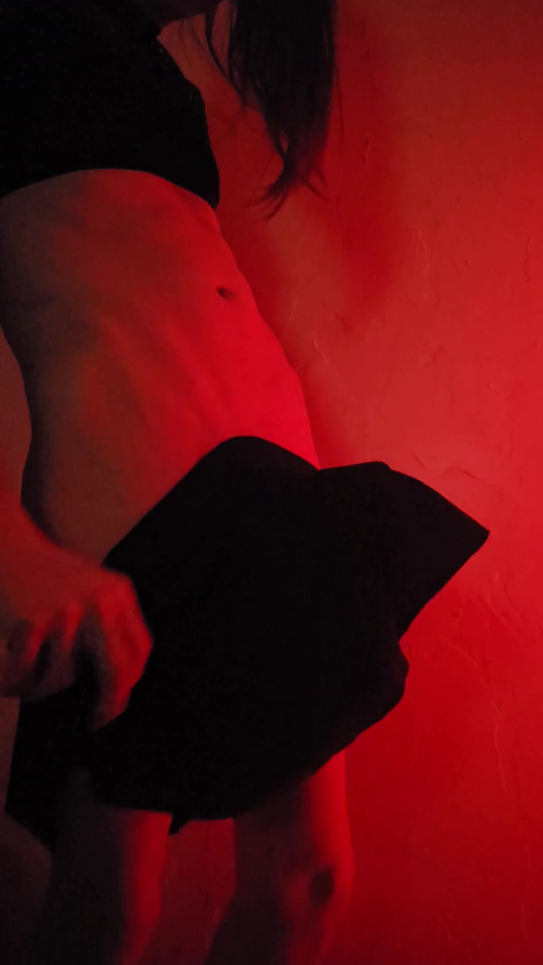 You vs 100 hung girls... who wins