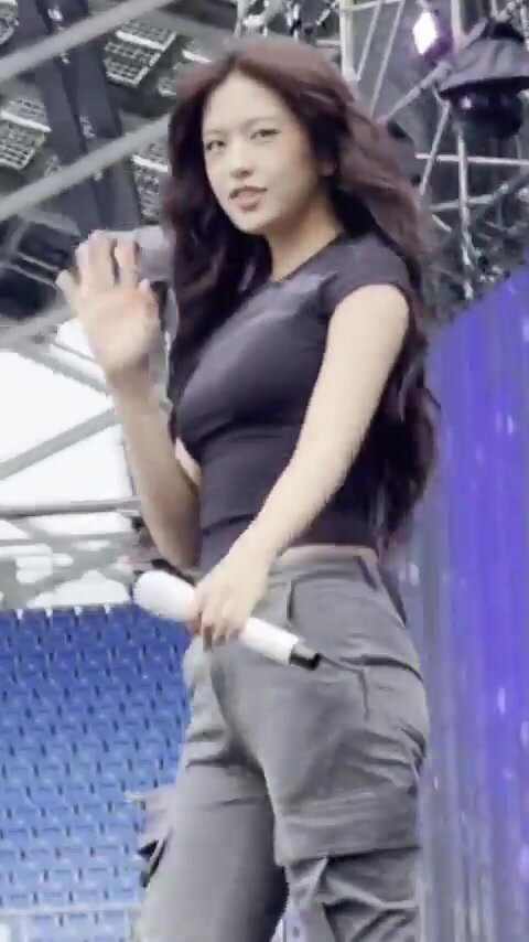 IVE - Yujin