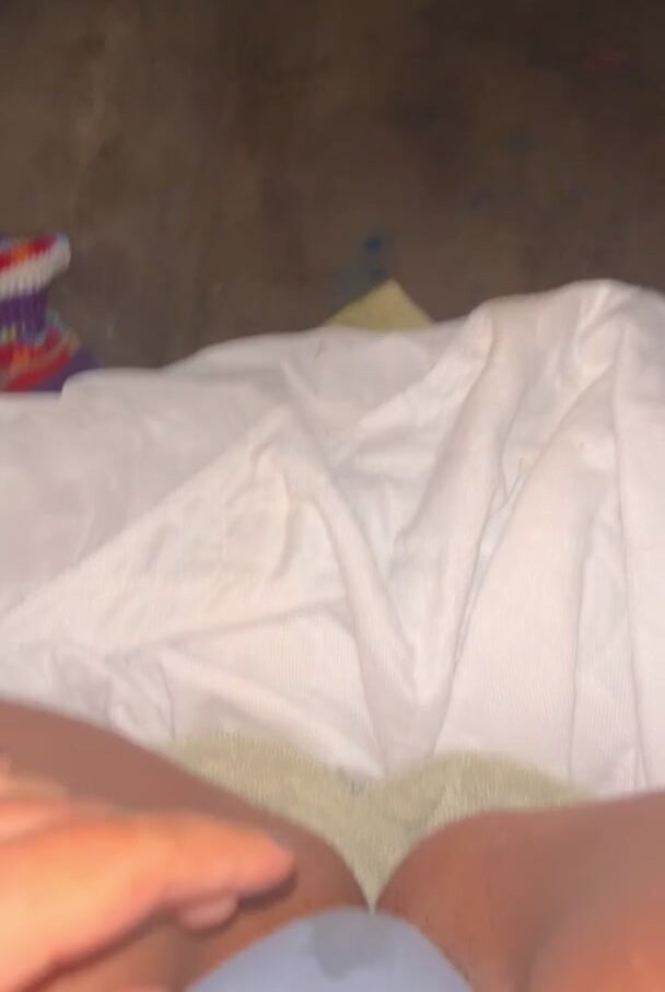 Wintertime steamy car piss… Would you let me be your passenger princess?