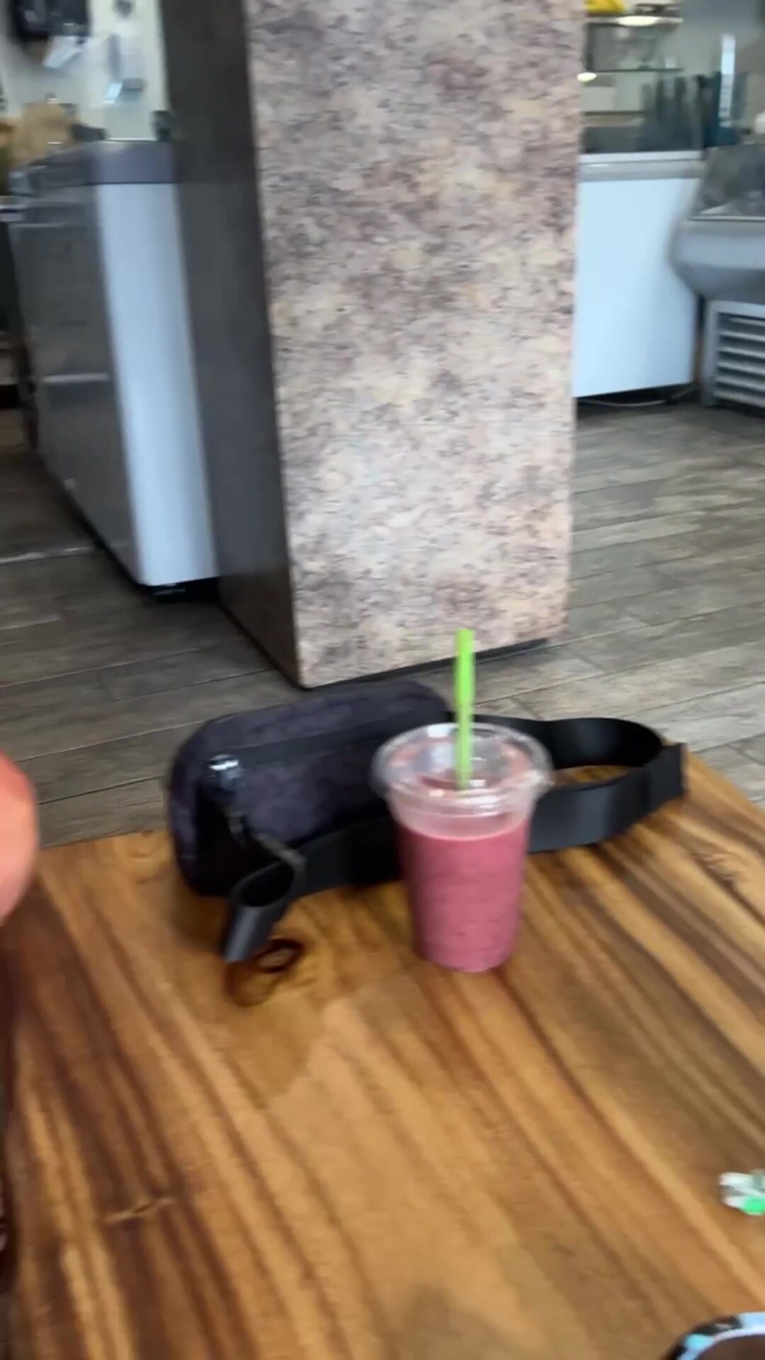 I forgot a bra when I went to this cafe