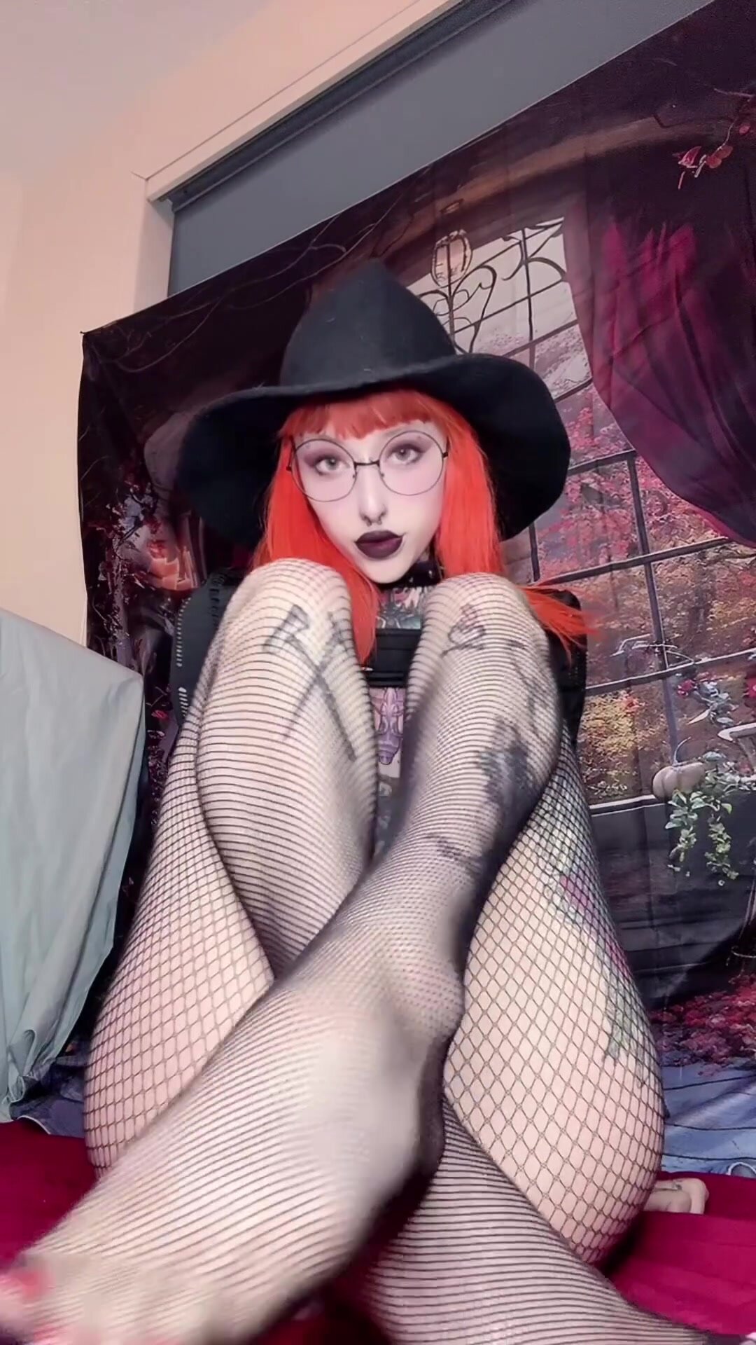 It’s a Bauhaus and anal kind of night.. all that I’m missing is you