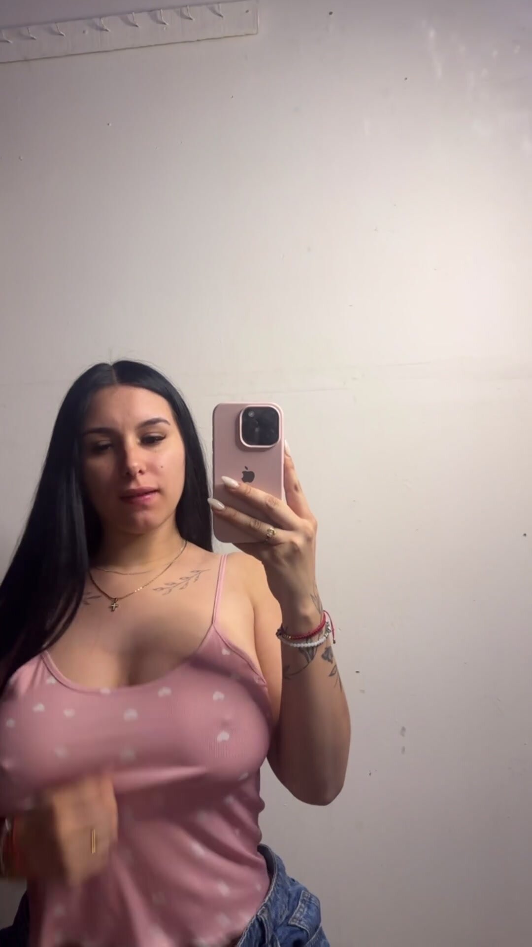 Perfect big natural reveal