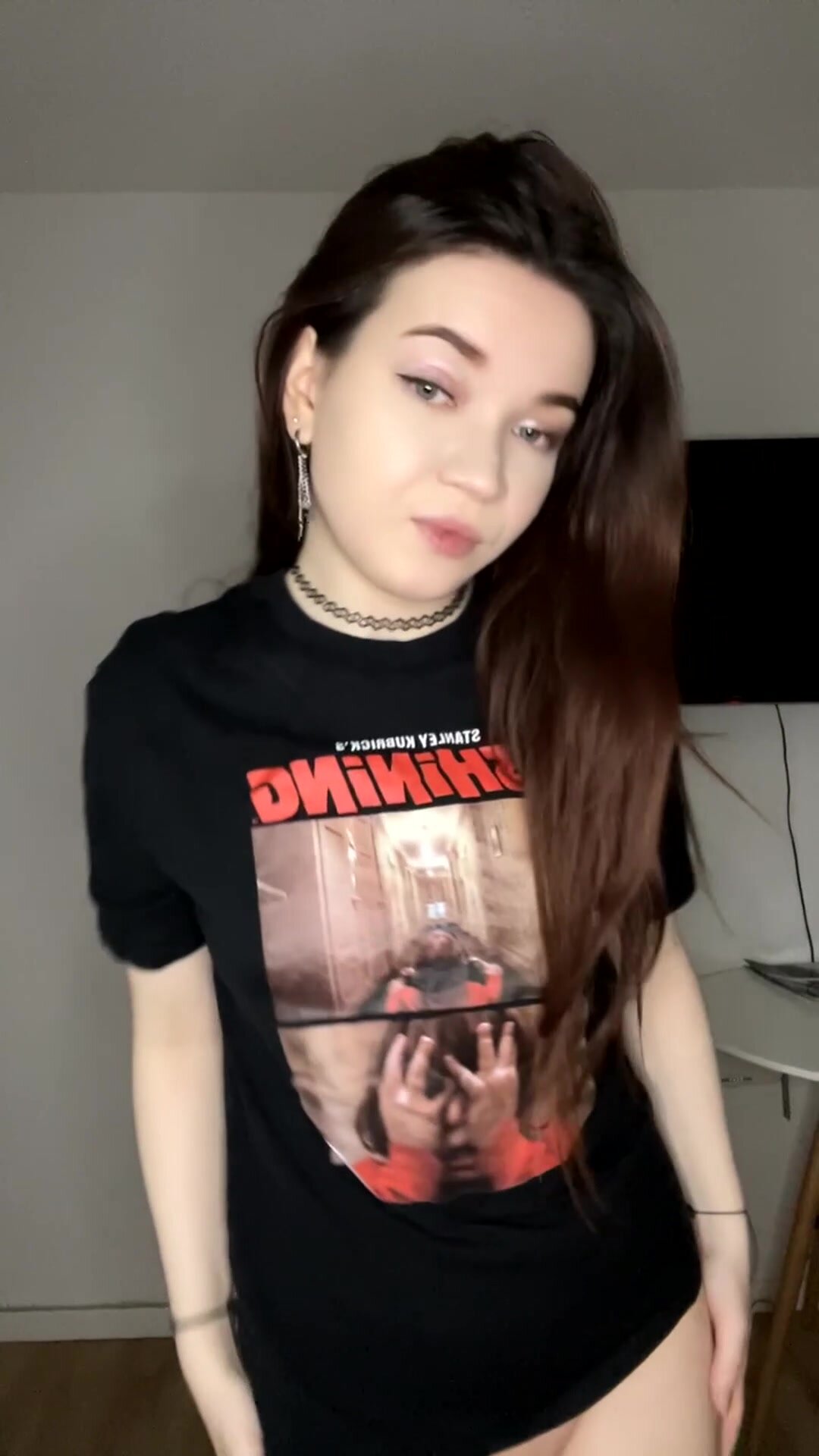 im finally 18 and can date any older man i want lol