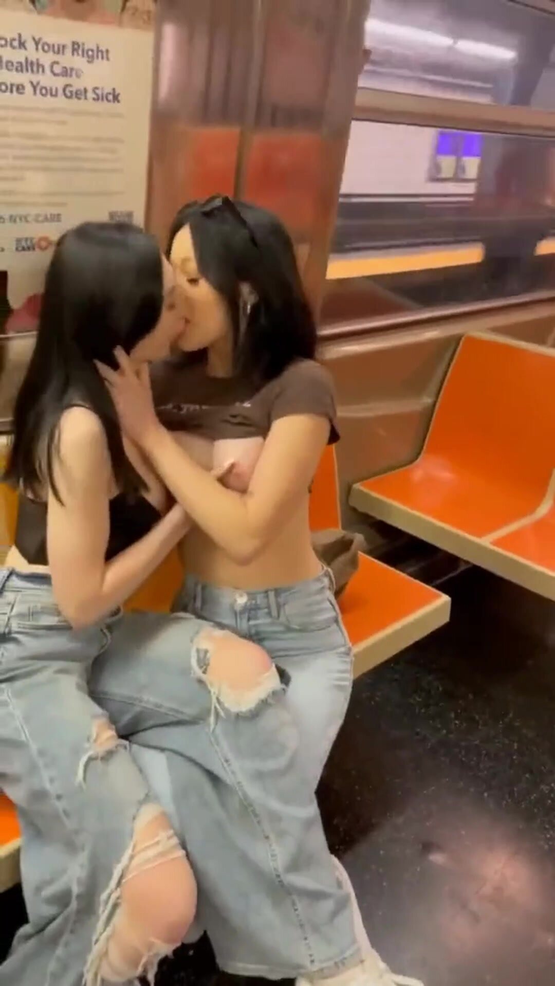 Girls are better kissers