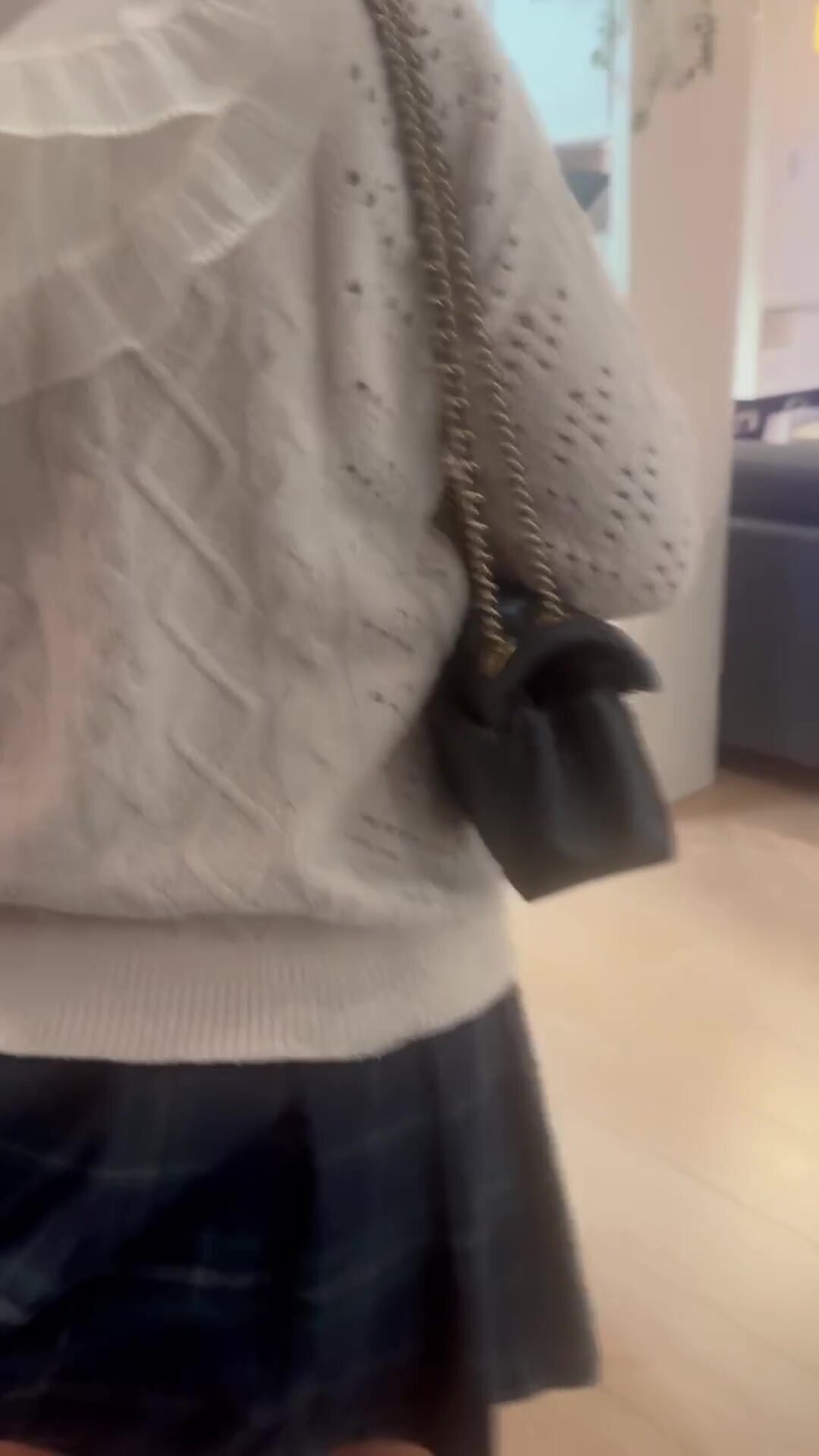 I kept showing him my sparkly buttplug while we were out shopping because I know how horny it makes him