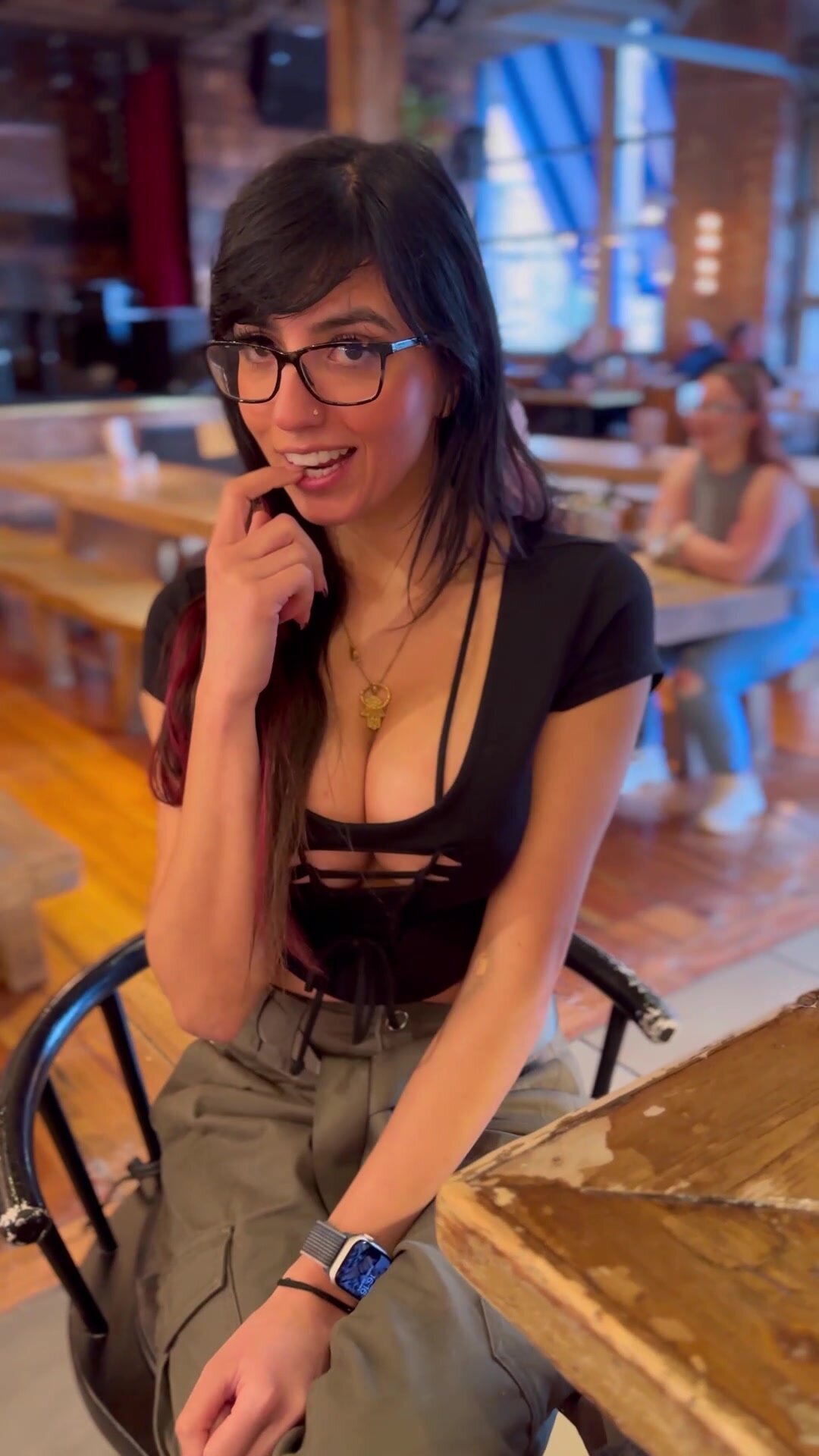 A Pakistani who loves beer and showing off her tits, what more could you ask for...