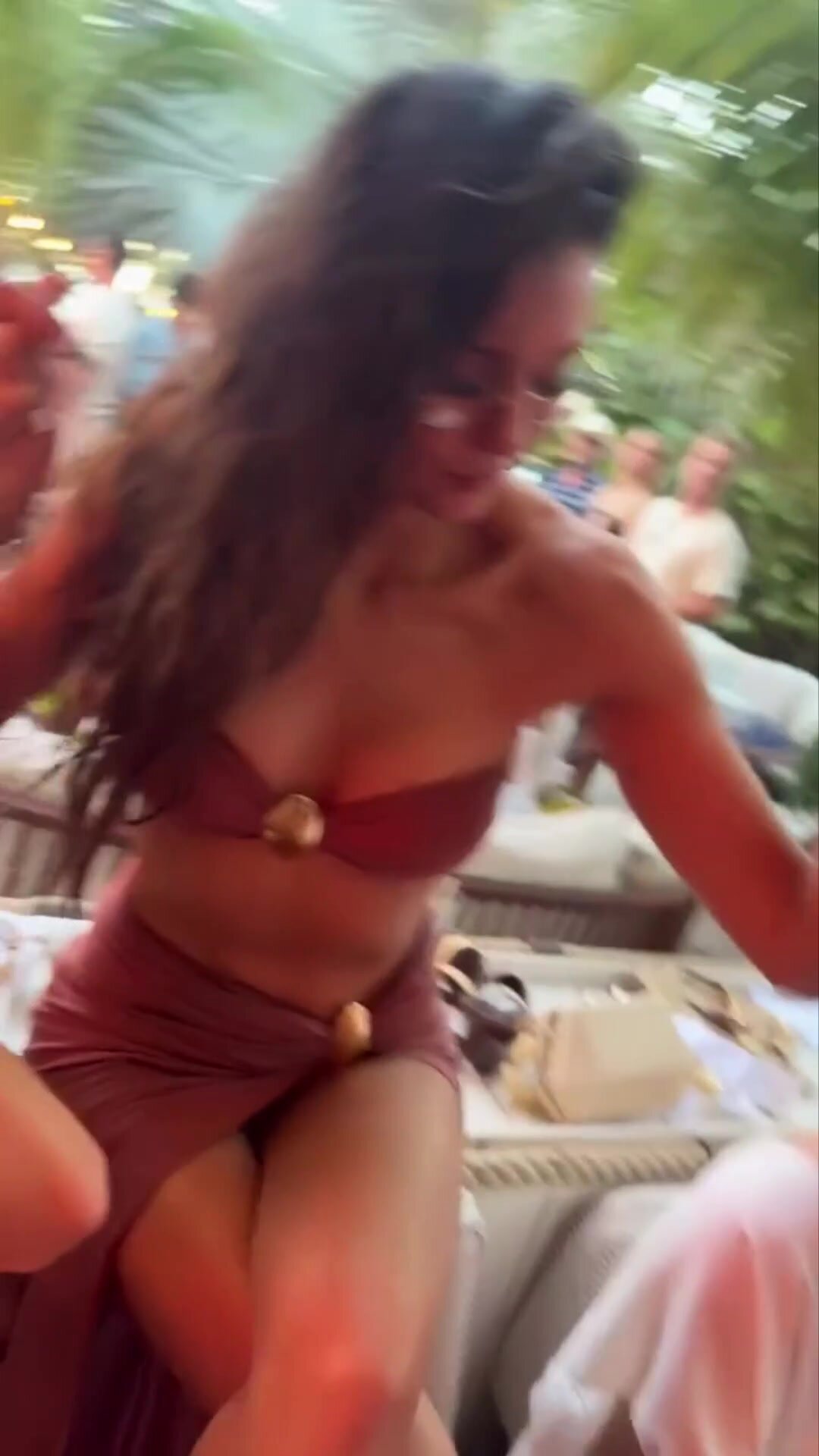 Nina Dobrev