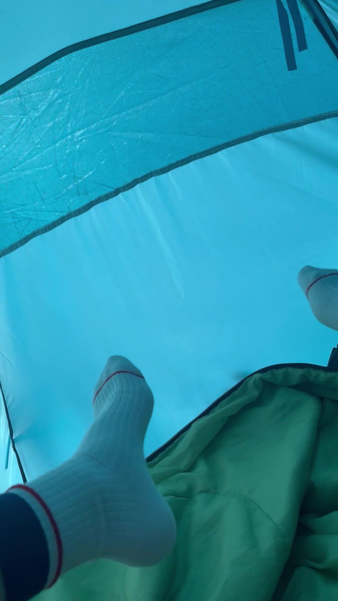 I hope u let me share tent with u on festival