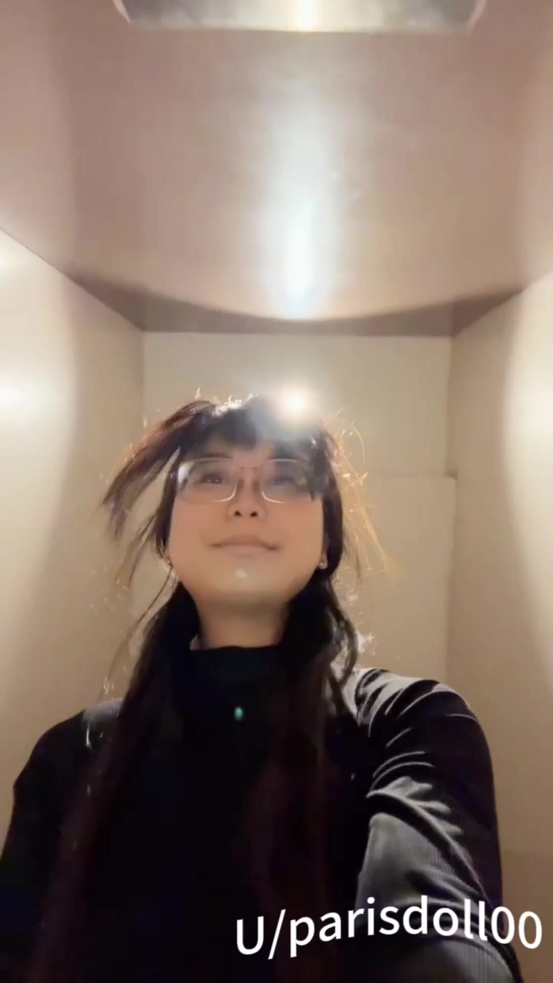 Nerdy Chinese girl wanna show you my needy pussy