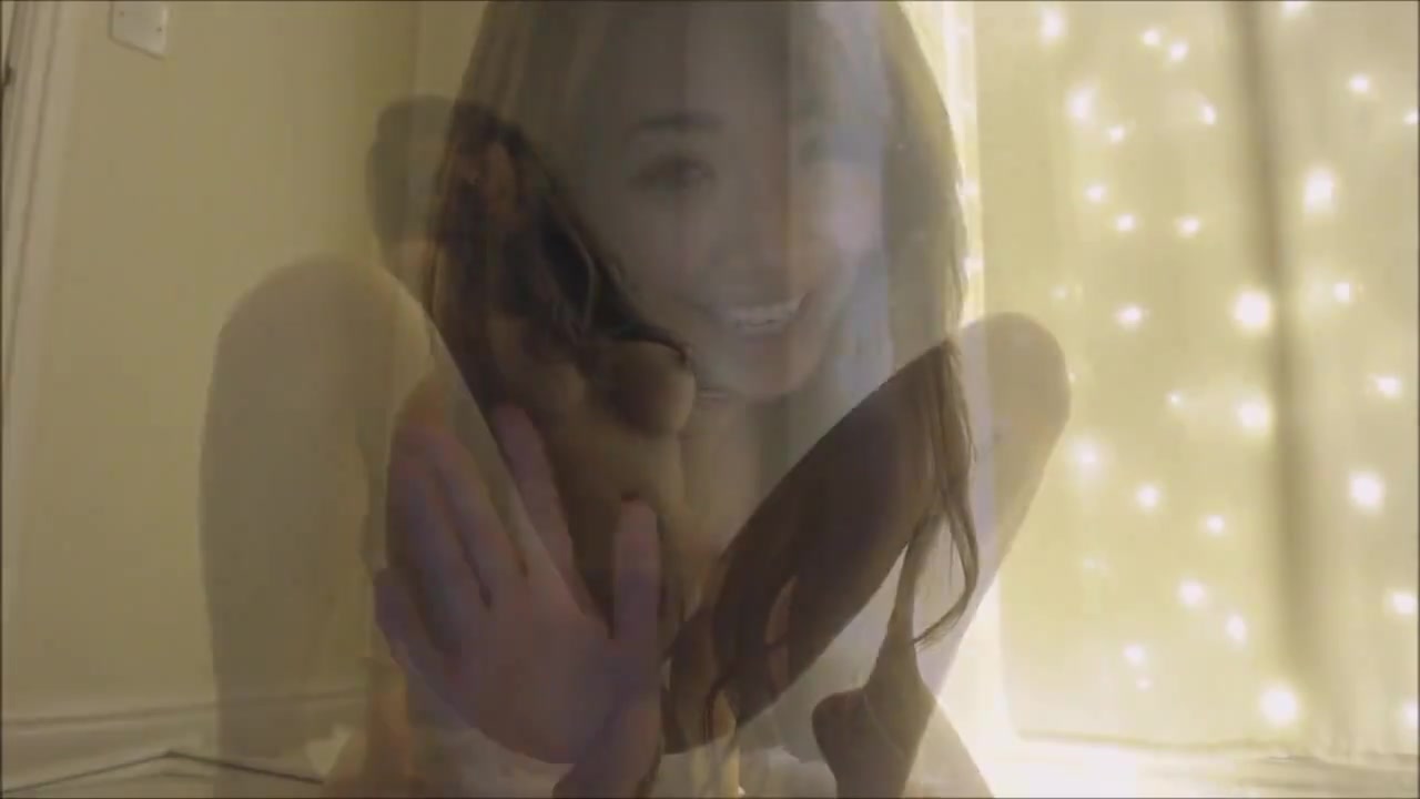 Asian Cutie Shows Off Her Great Body