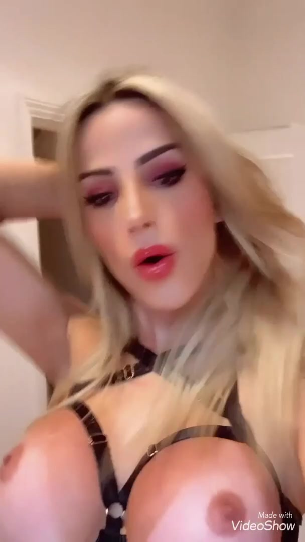 When my zipper opens, so does your mouth ;)