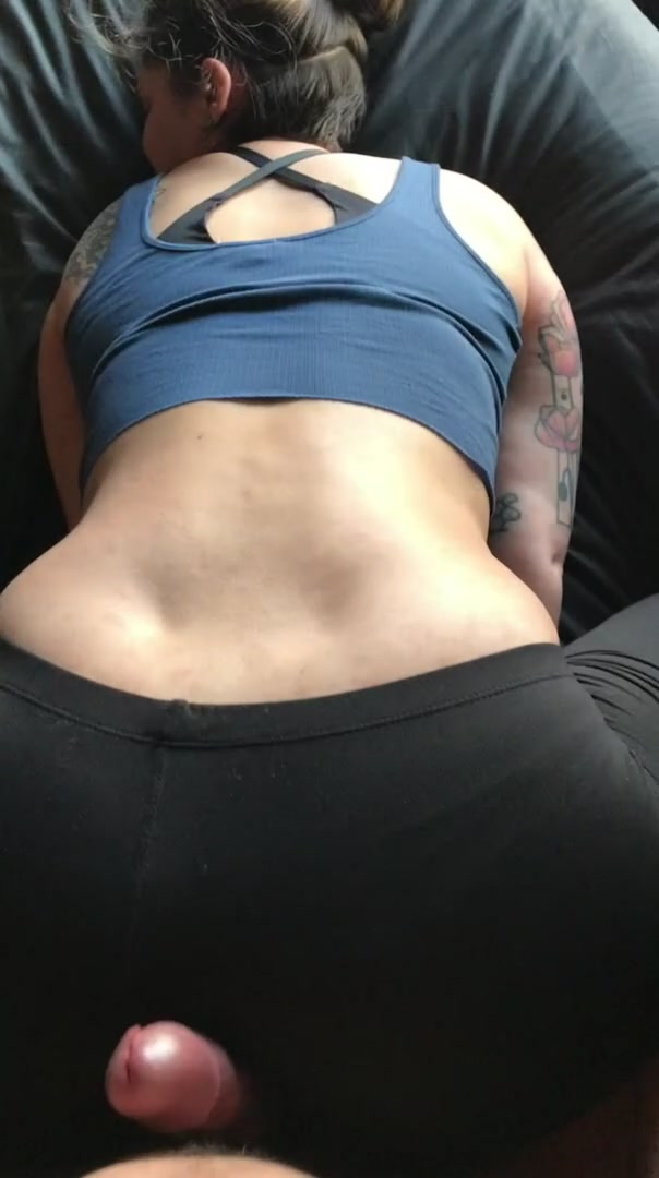 He couldn’t help but grind his cock and cum on my yoga pants before I went to the gym