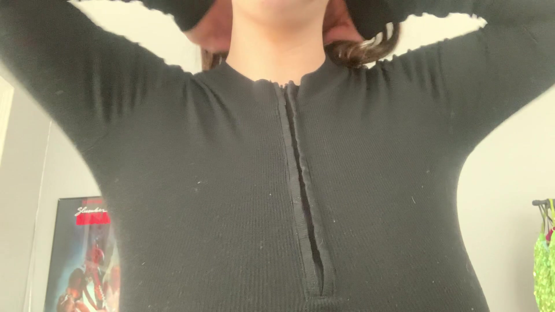 Slow reveal huge tits