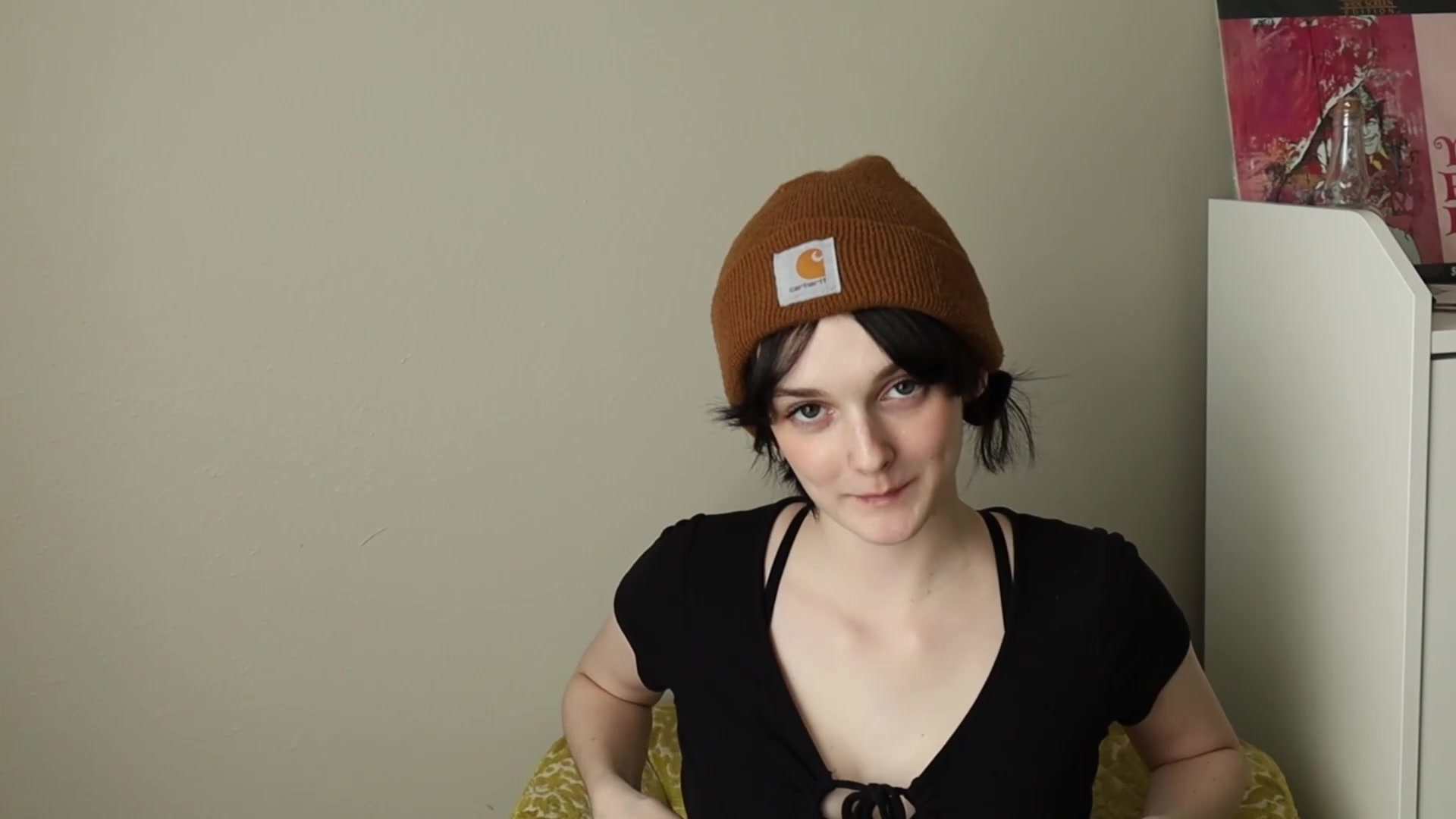 like girls with green eyes?