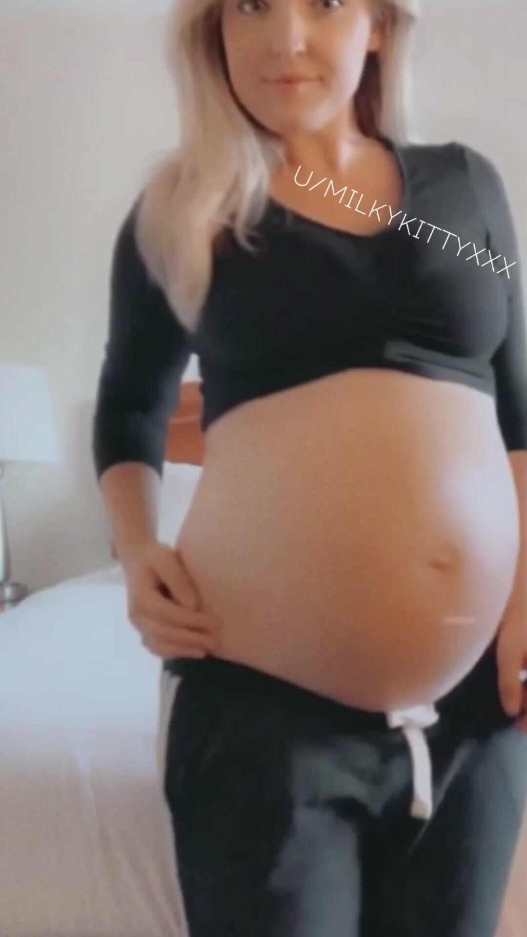 I look so sweet and innocent at the beginning of this gif