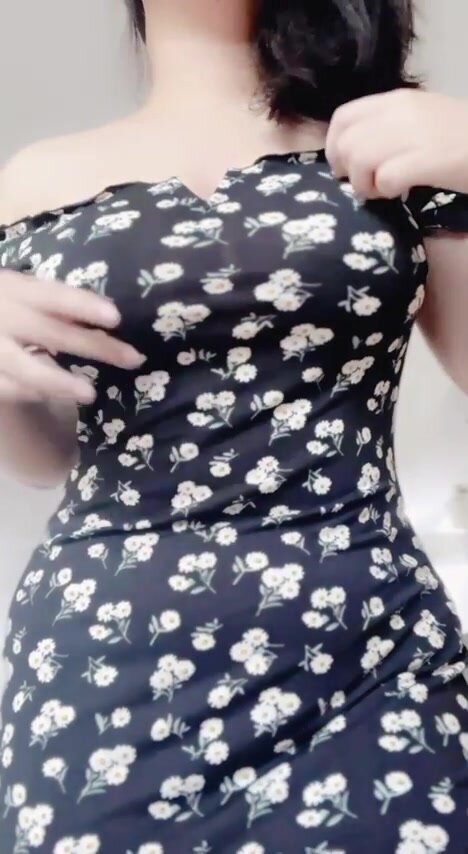 Don’t underestimate asian girl in sundress