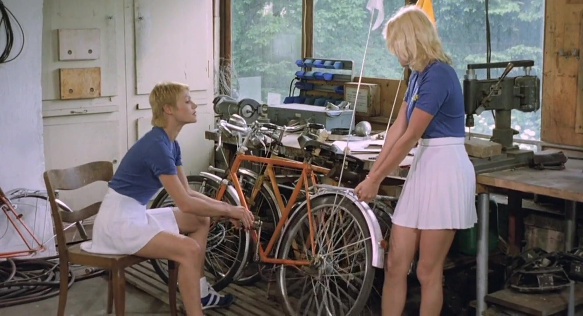 40 years before "Always Sunny..." – the Ass Pounder 1000