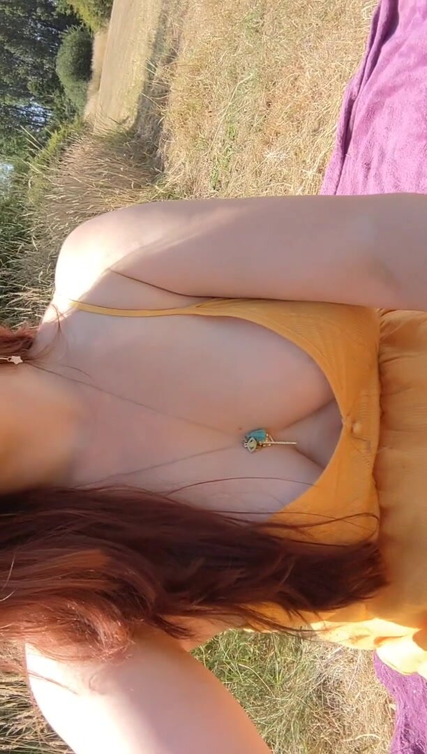 Let’s have a picnic date.