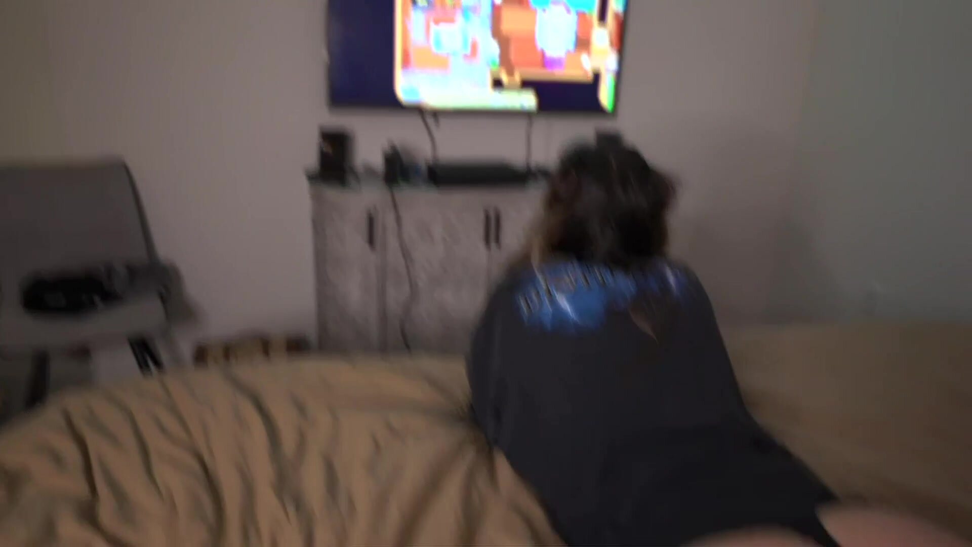 Using my pussy while I play games