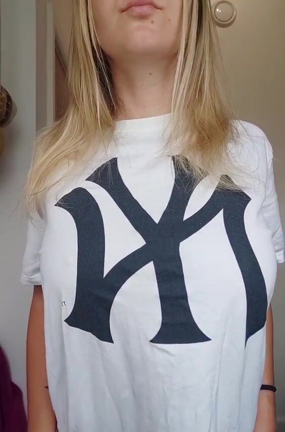 my tittys look extra big today