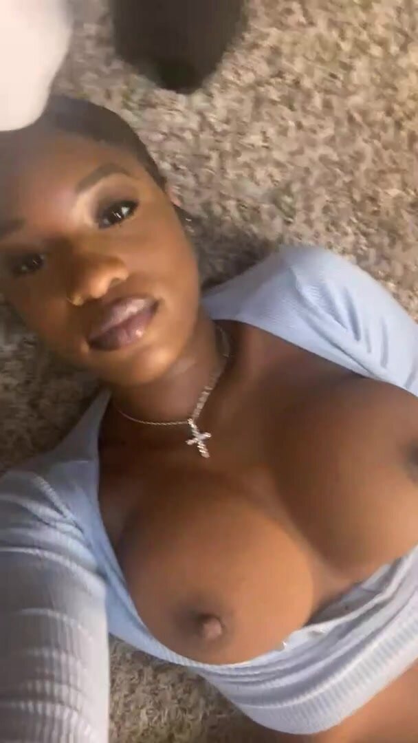 I'm the perfect ebony housewife