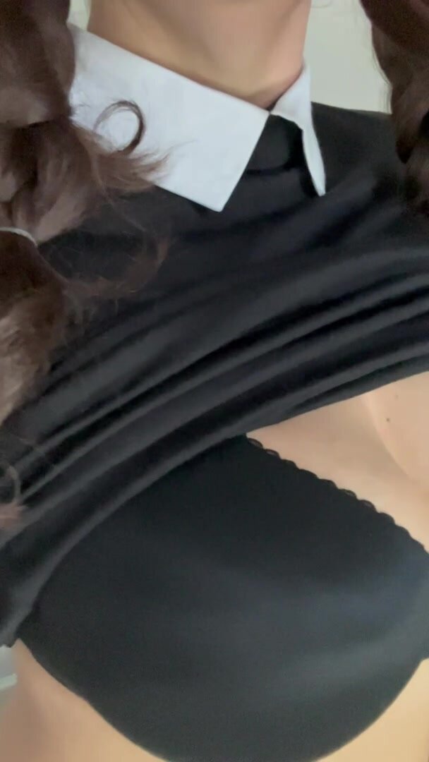 If Wednesday Addams had 3 kids....